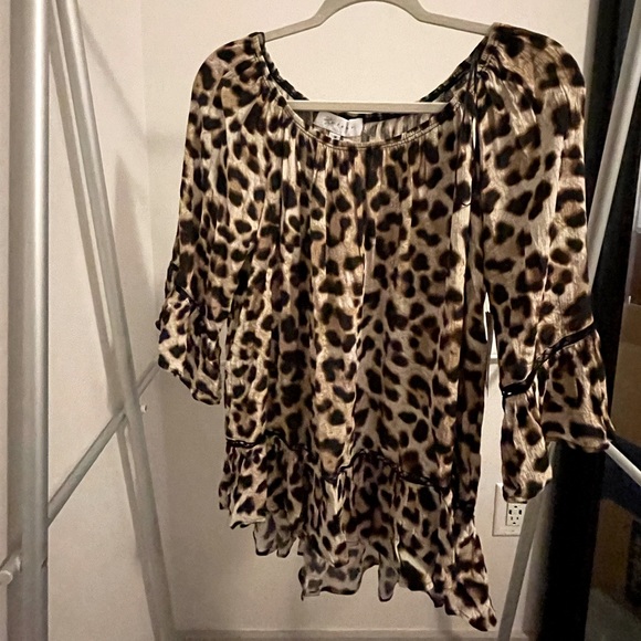 Leopard print Blouse - Picture 2 of 4